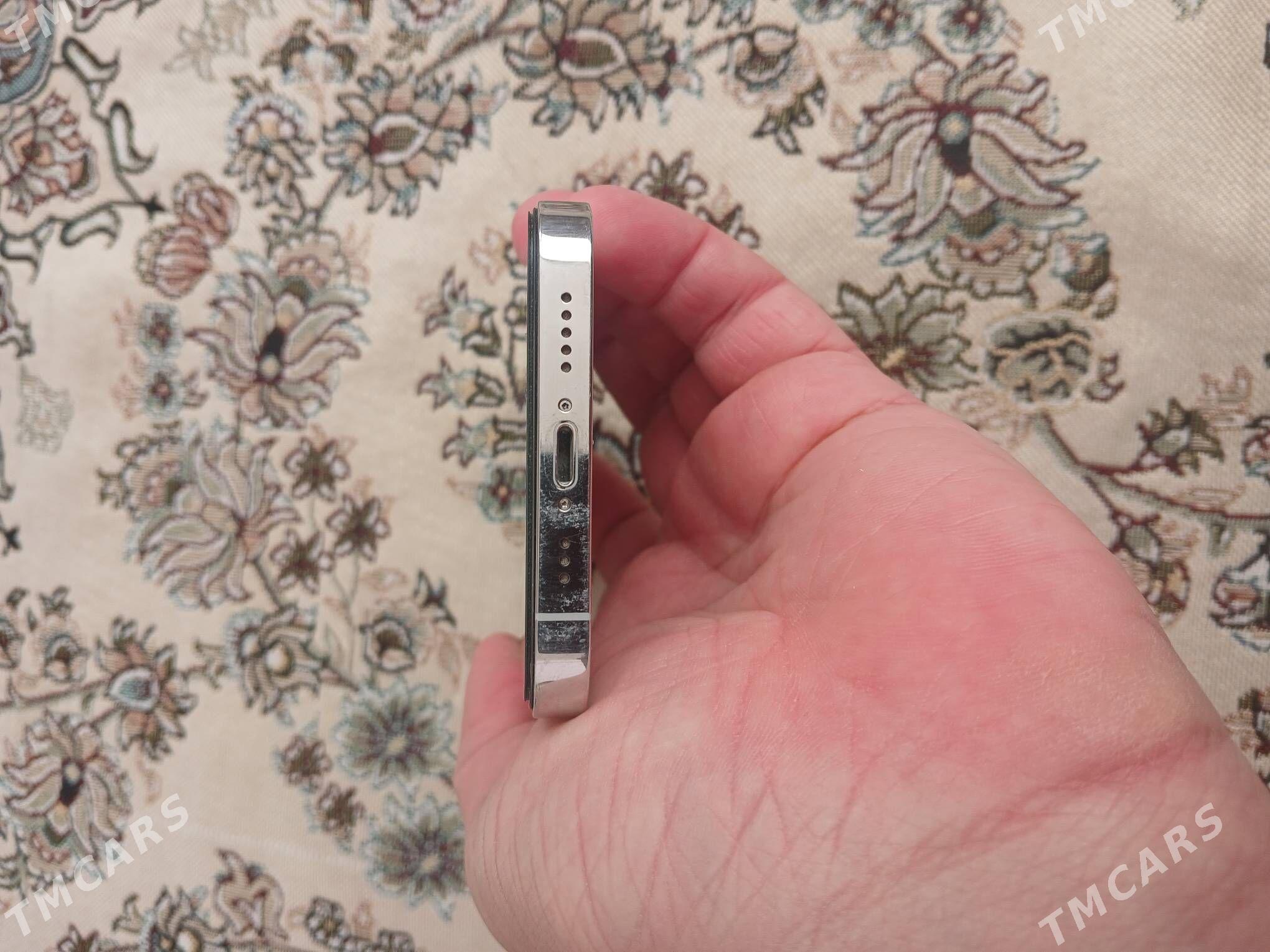 I Phone 12 Pro - 30 mkr - img 3