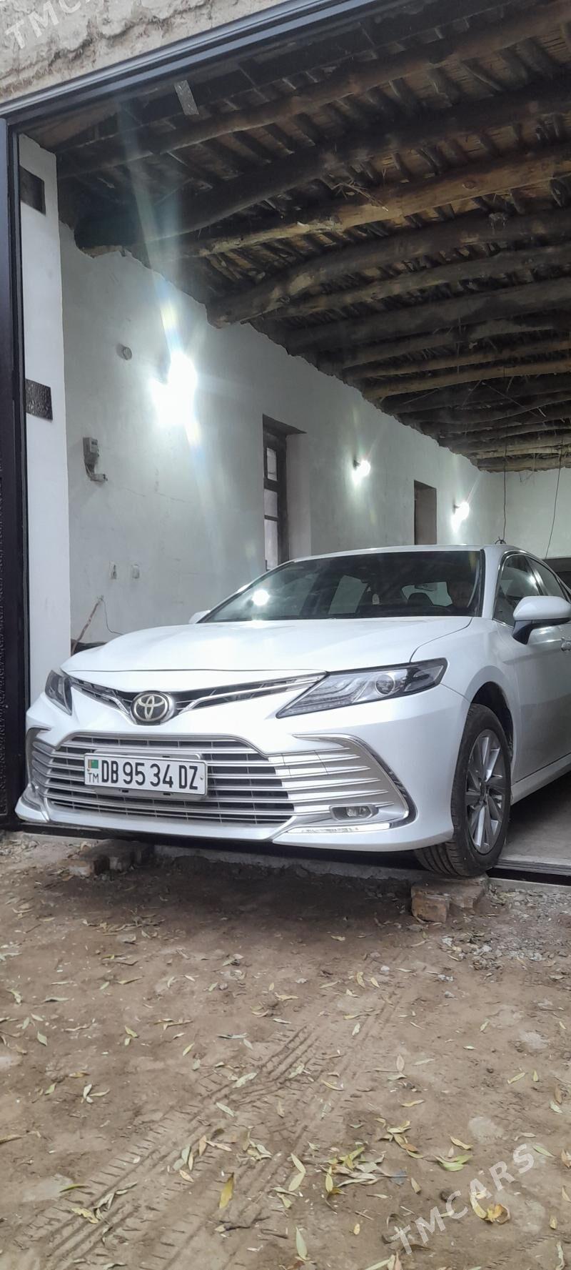 Toyota Camry 2022 - 390 000 TMT - Köneürgenç - img 1