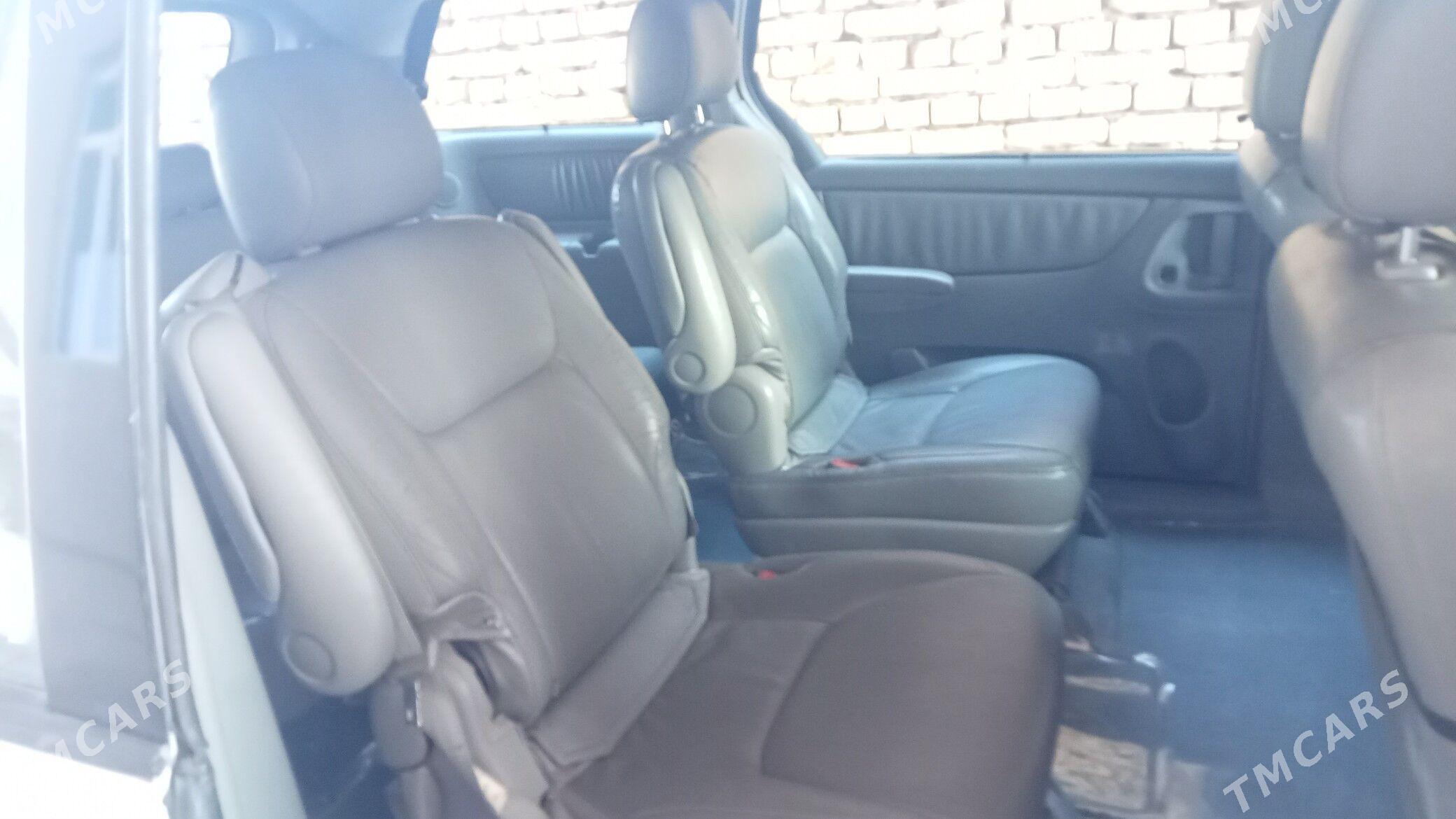 Toyota Sienna 2003 - 250 000 TMT - Дашогуз - img 5