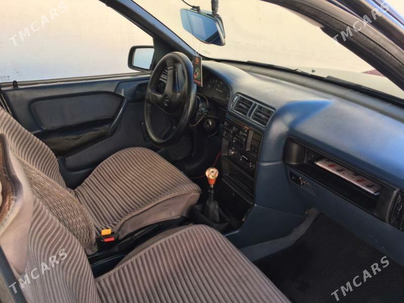 Opel Vectra 1994 - 45 000 TMT - Сейди - img 4