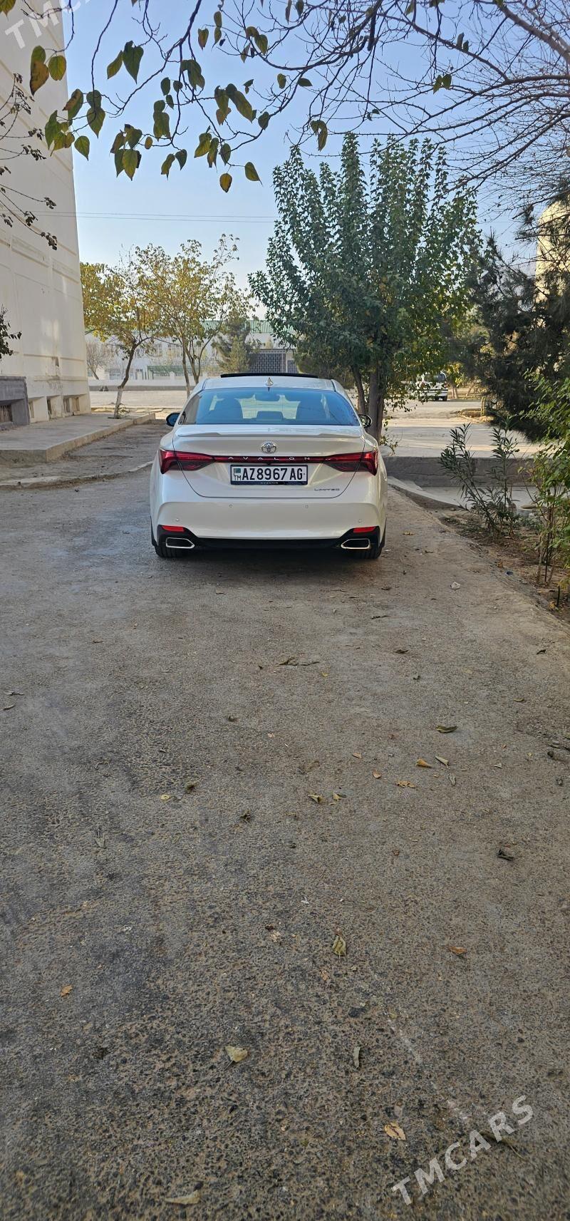 Toyota Avalon 2019 - 395 000 TMT - Büzmeýin GRES - img 2