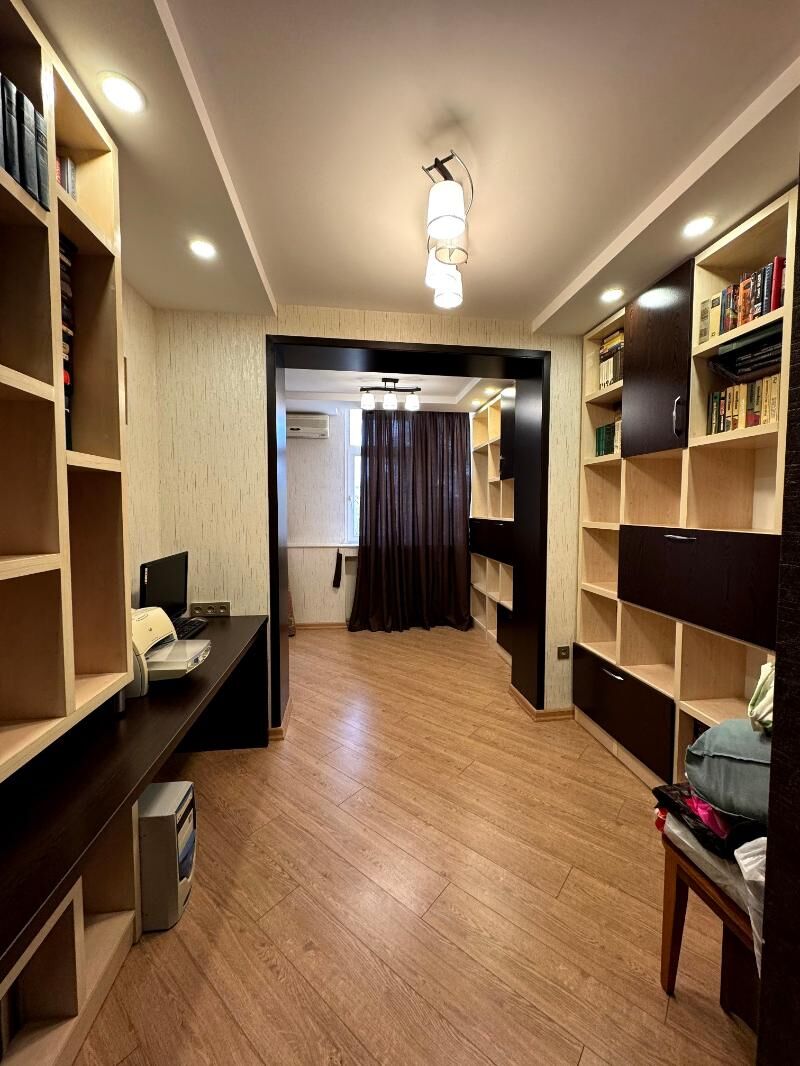 sentr 1nji parkyň ýany - Ашхабад - img 1