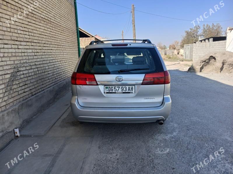 Toyota Sienna 2004 - 220 000 TMT - Кака - img 5