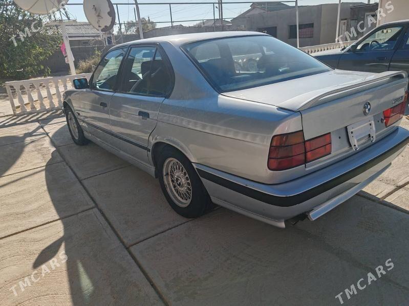 BMW 525 1995 - 80 000 TMT - Jebel - img 4
