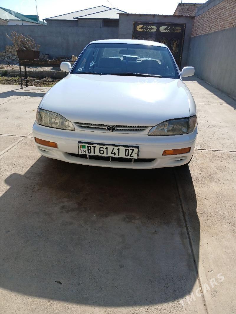 Toyota Camry 1995 - 90 000 TMT - Дашогуз - img 4
