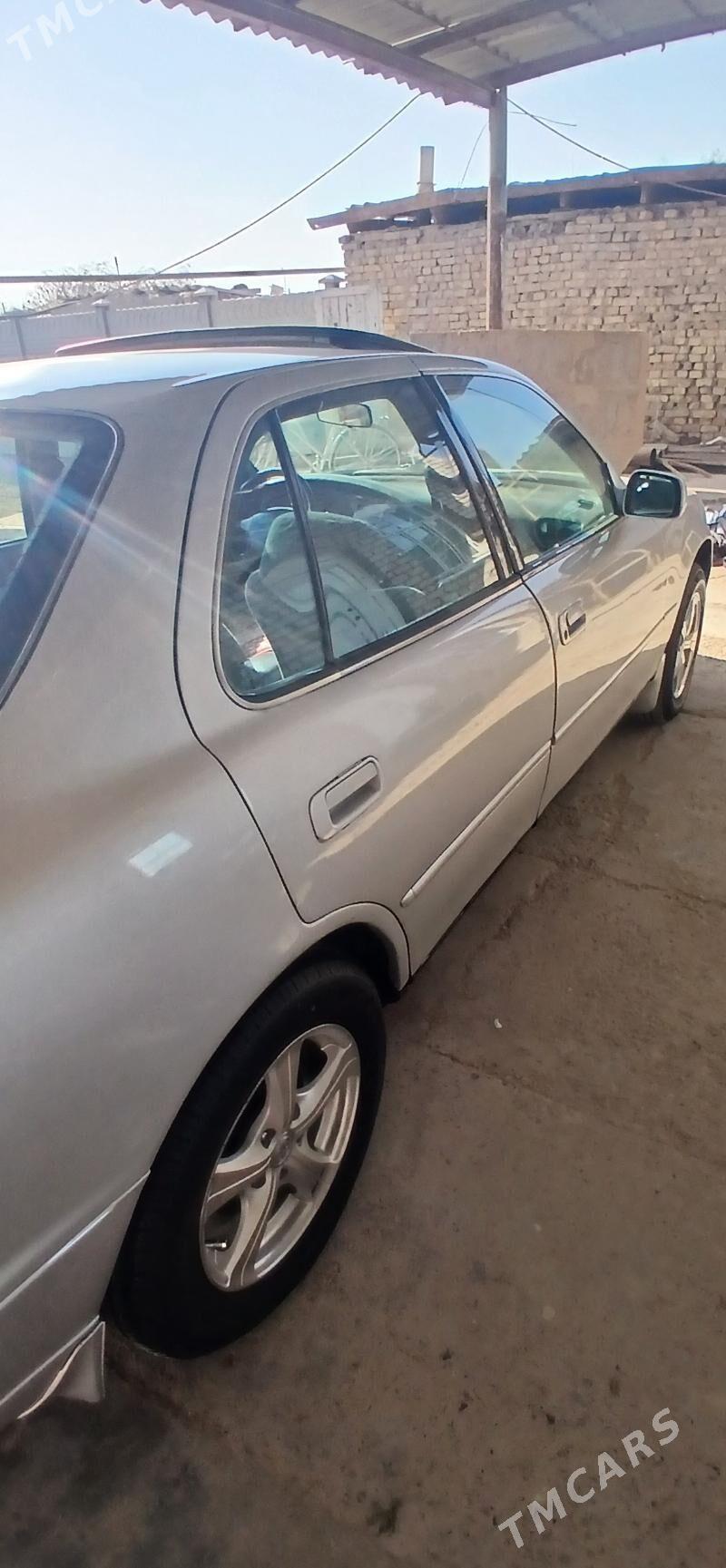 Toyota Camry 1993 - 90 000 TMT - Векильбазар - img 9