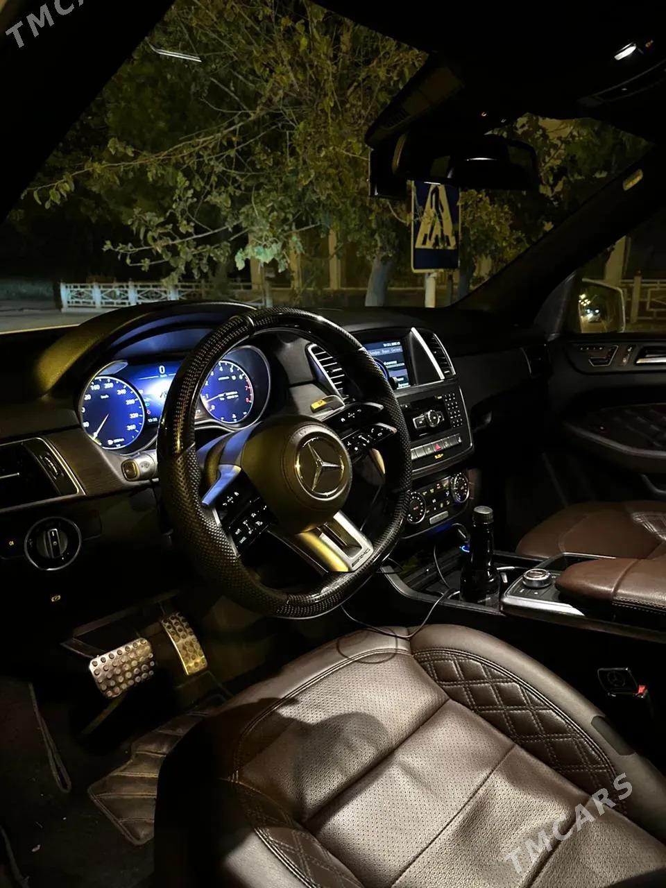 Mercedes-Benz ML350 2012 - 470 000 TMT - Balkanabat - img 1