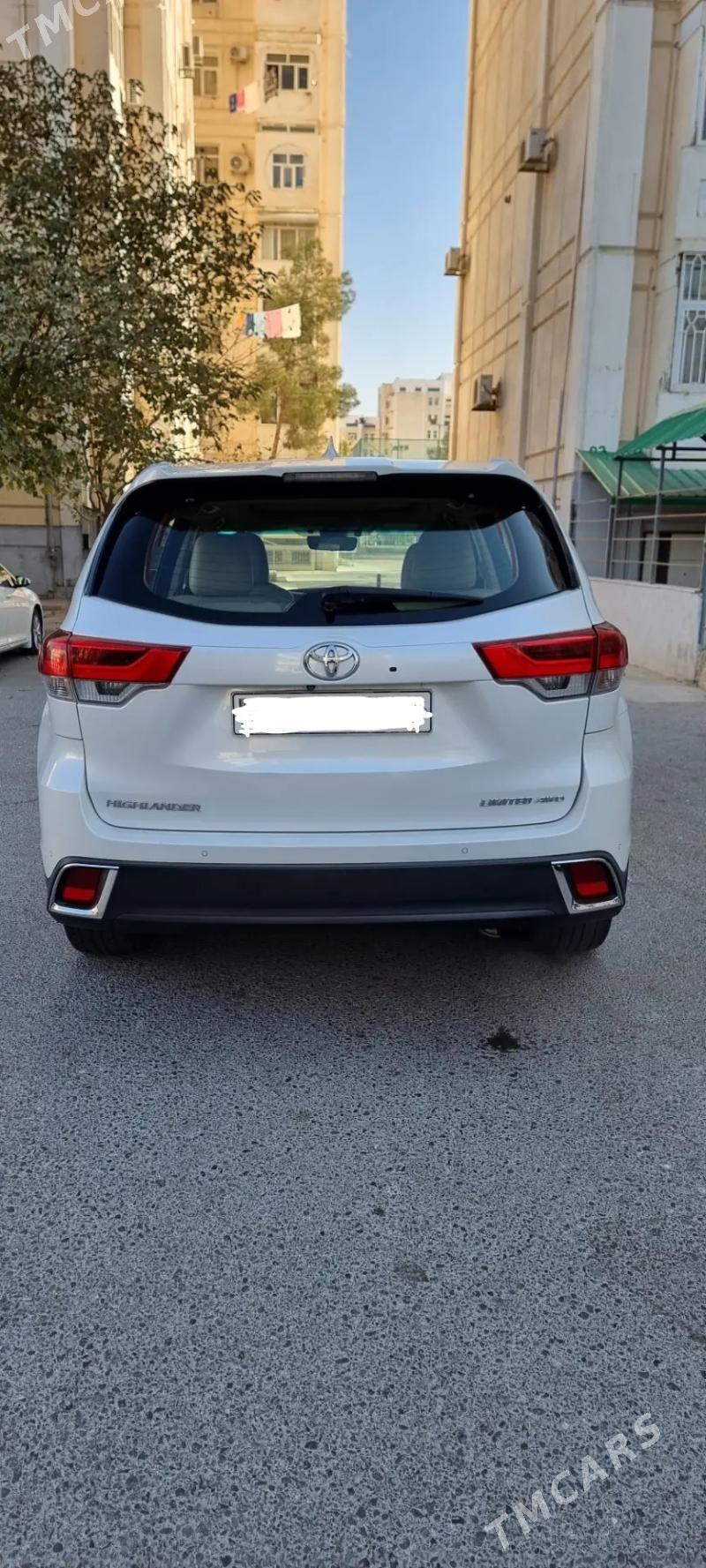 Toyota Highlander 2018 - 530 000 TMT - Aşgabat - img 2