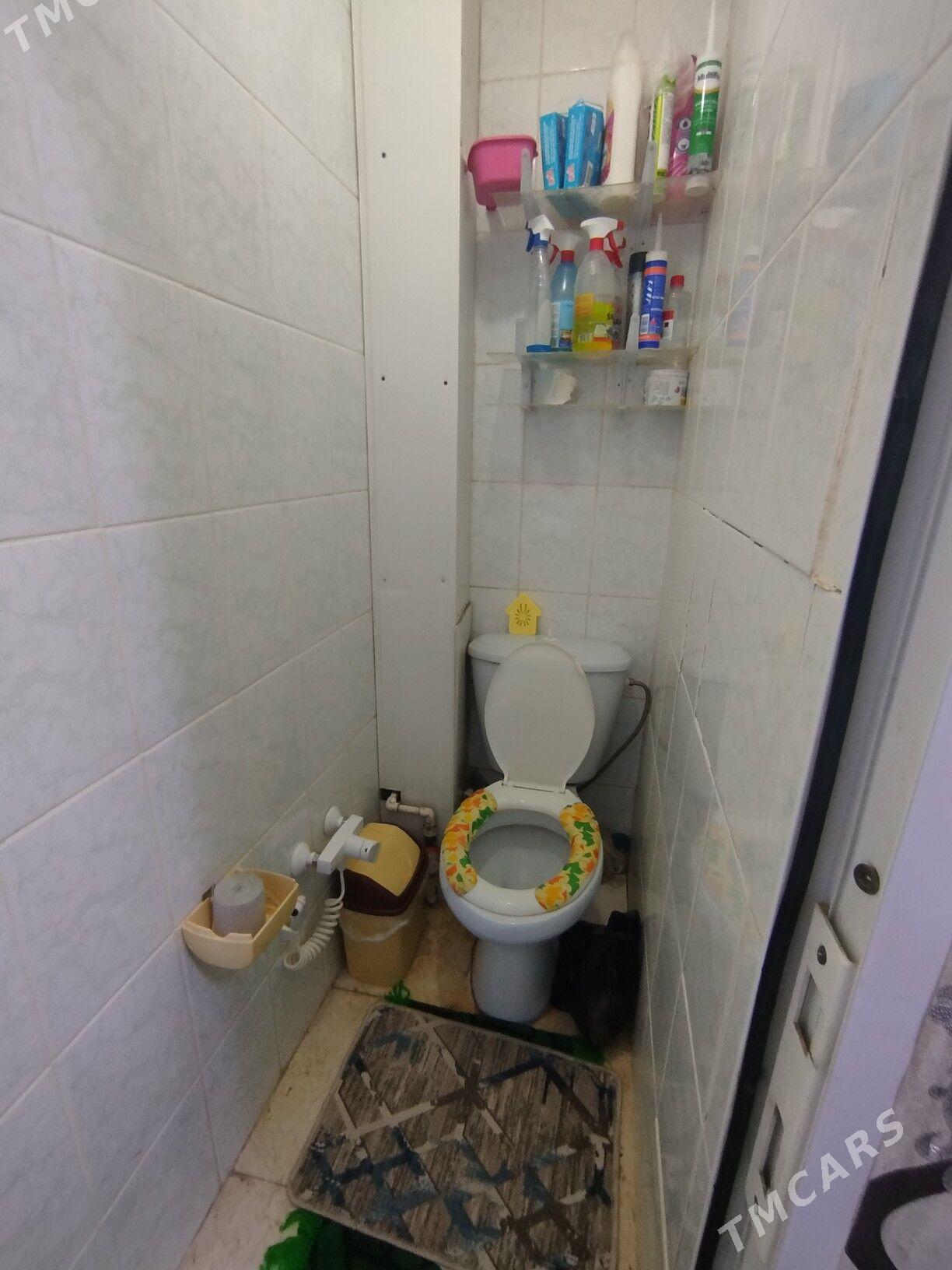 сроч 9 мкр 3/1 этаж 3 ком - 9 mkr - img 6