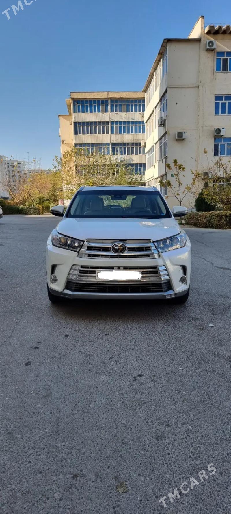 Toyota Highlander 2018 - 530 000 TMT - Aşgabat - img 1
