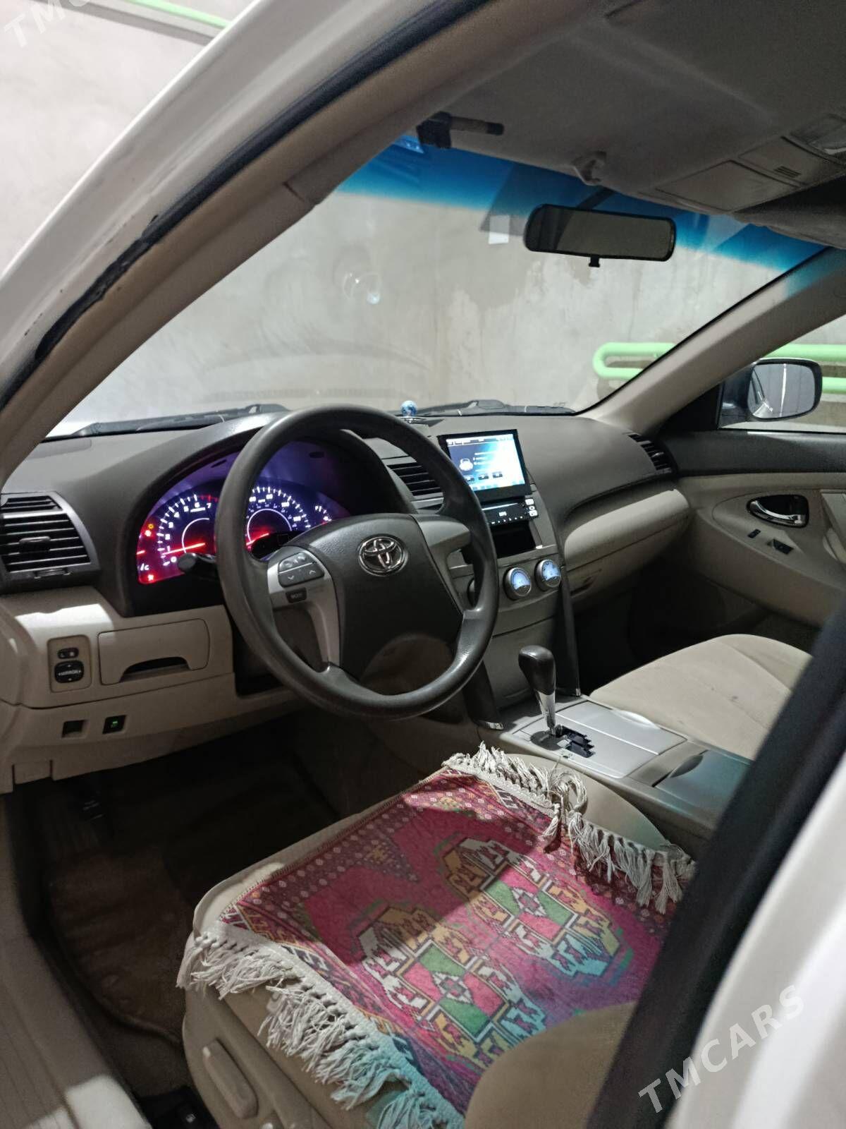 Toyota Camry 2011 - 225 000 TMT - Gubadag - img 6