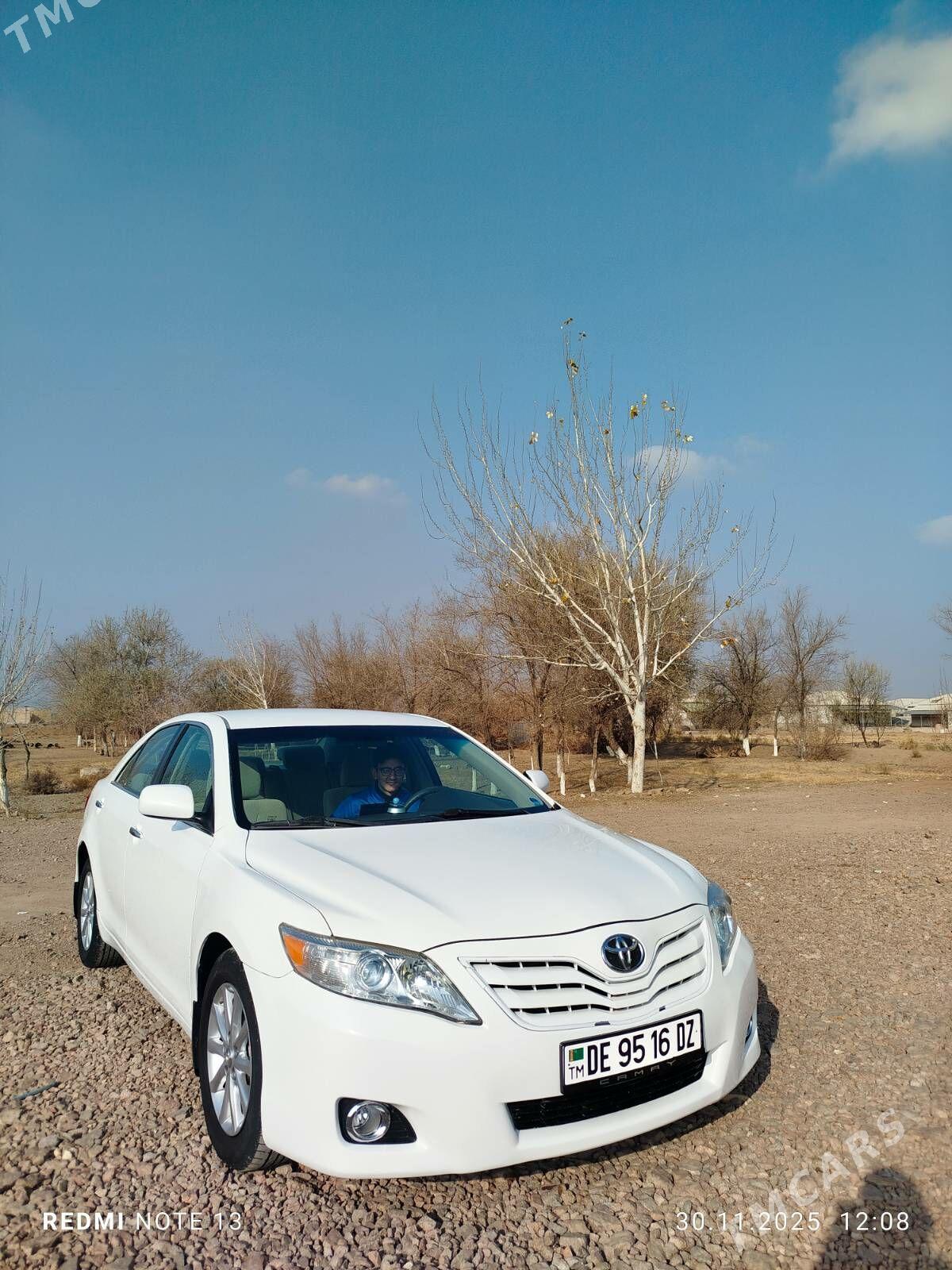 Toyota Camry 2011 - 225 000 TMT - Gubadag - img 8