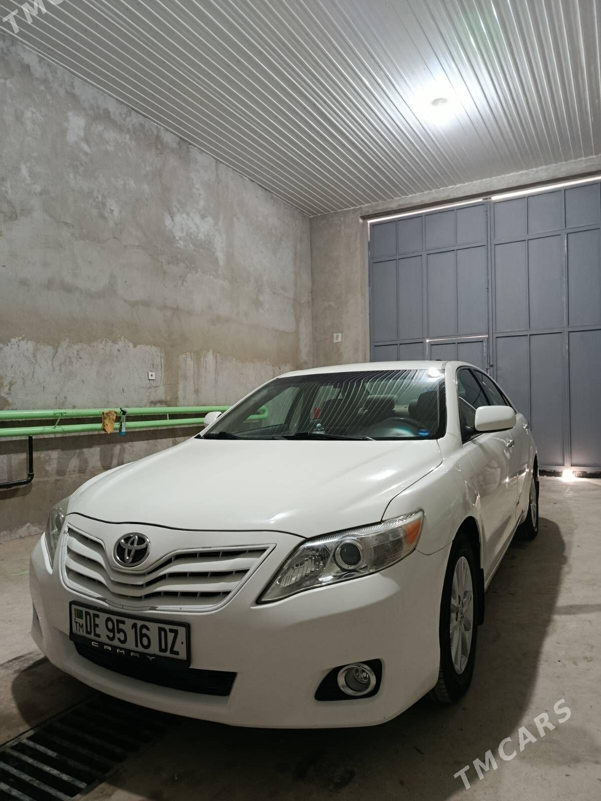 Toyota Camry 2011 - 225 000 TMT - Gubadag - img 7