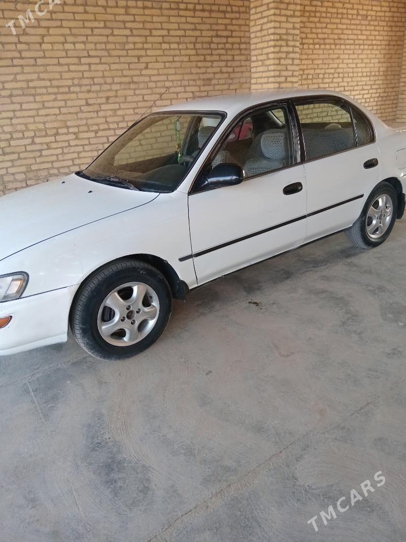 Toyota Corolla 1993 - 50 000 TMT - Saýat - img 3