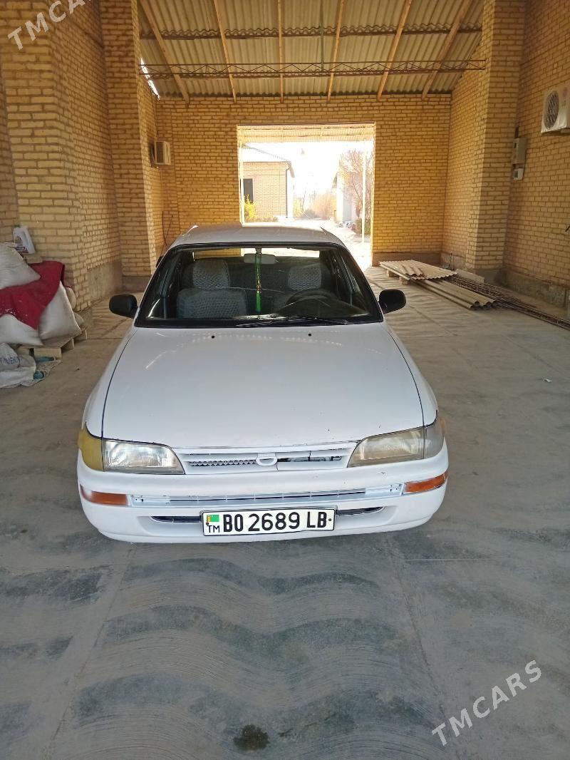 Toyota Corolla 1993 - 50 000 TMT - Saýat - img 4