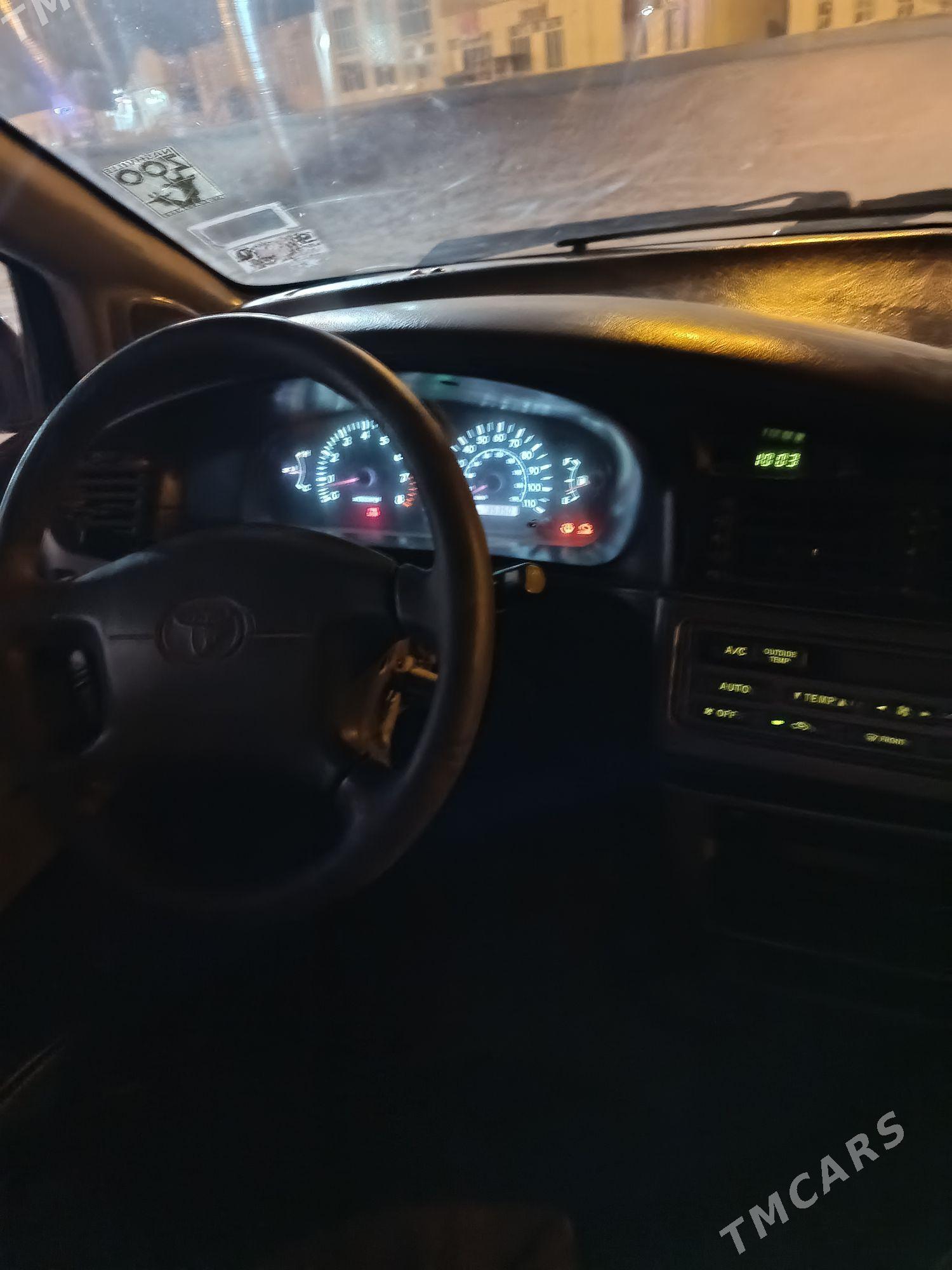 Toyota Sienna 2001 - 145 000 TMT - Türkmenabat - img 6