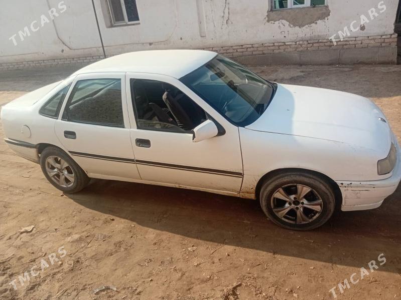 Opel Vectra 1992 - 30 000 TMT - Дашогуз - img 2