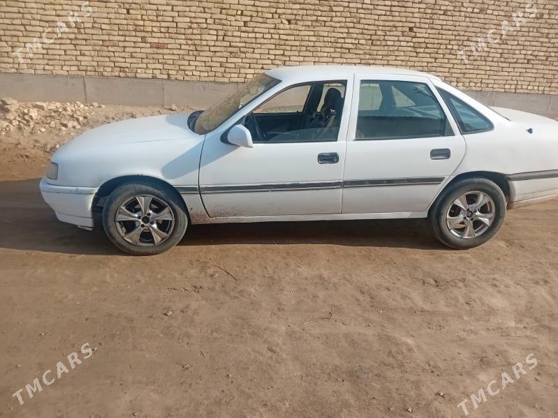 Opel Vectra 1992 - 30 000 TMT - Дашогуз - img 4