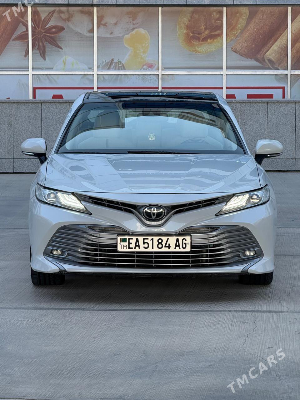 Toyota Camry 2019 - 343 000 TMT - Кëши - img 2