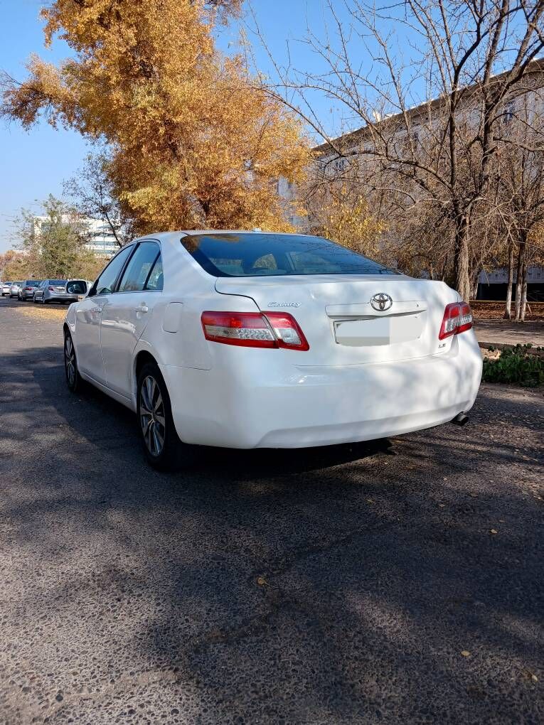 Toyota Camry 2011 - 165 000 TMT - Mary - img 4