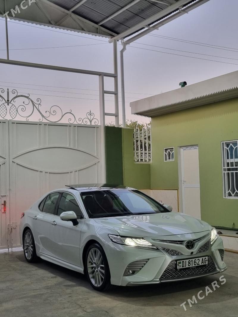 Toyota Camry 2018 - 350 000 TMT - Aşgabat - img 2