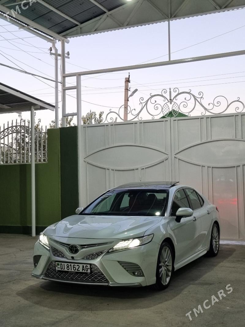 Toyota Camry 2018 - 350 000 TMT - Aşgabat - img 4