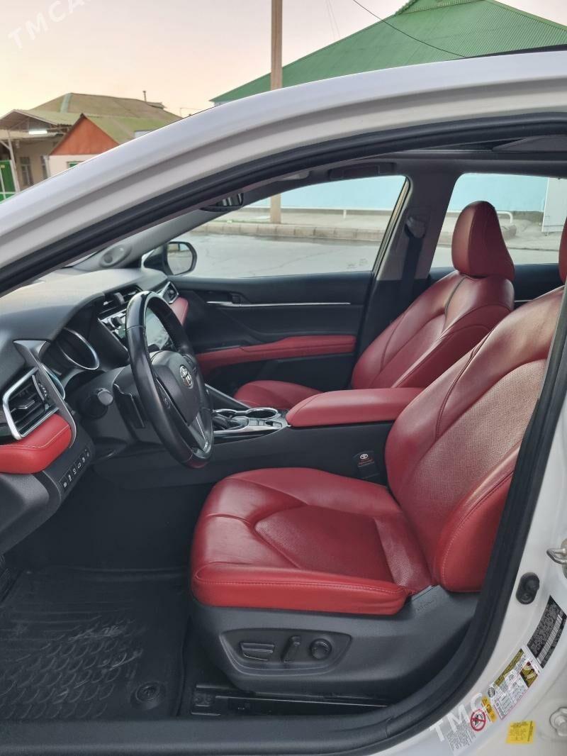 Toyota Camry 2018 - 350 000 TMT - Aşgabat - img 7