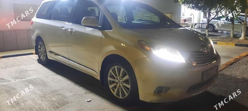 Toyota Sienna 2017 - 415 000 TMT - ул. Советская (Гарашсызлык шаёлы) - img 2
