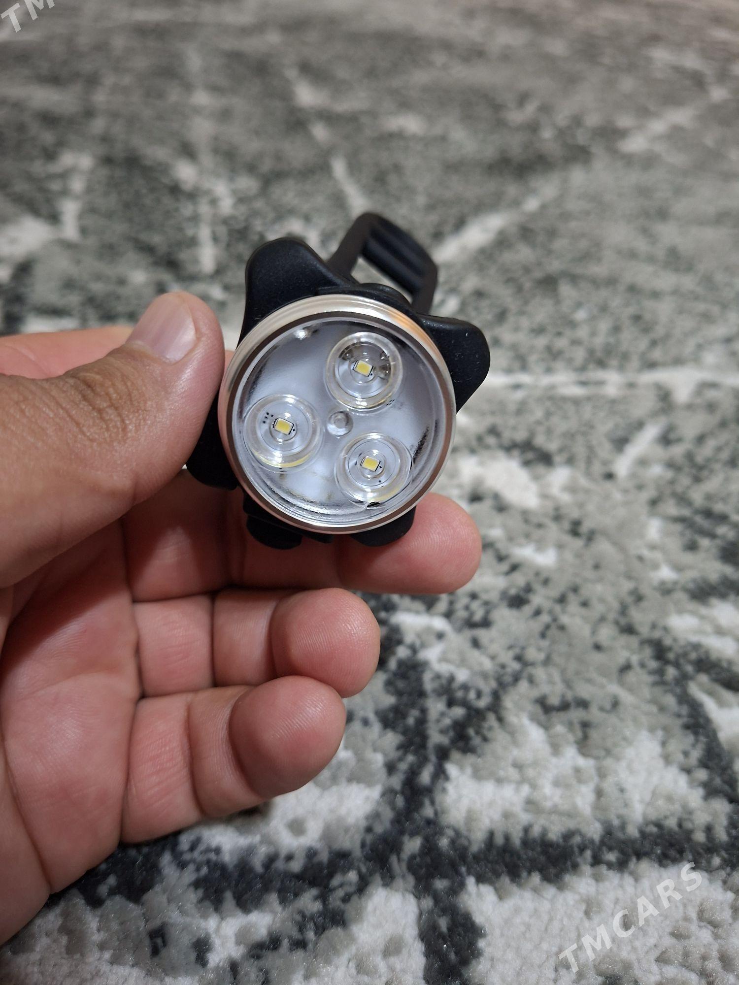 Itlere oseynige dakylyan fonar - Туркменабат - img 7