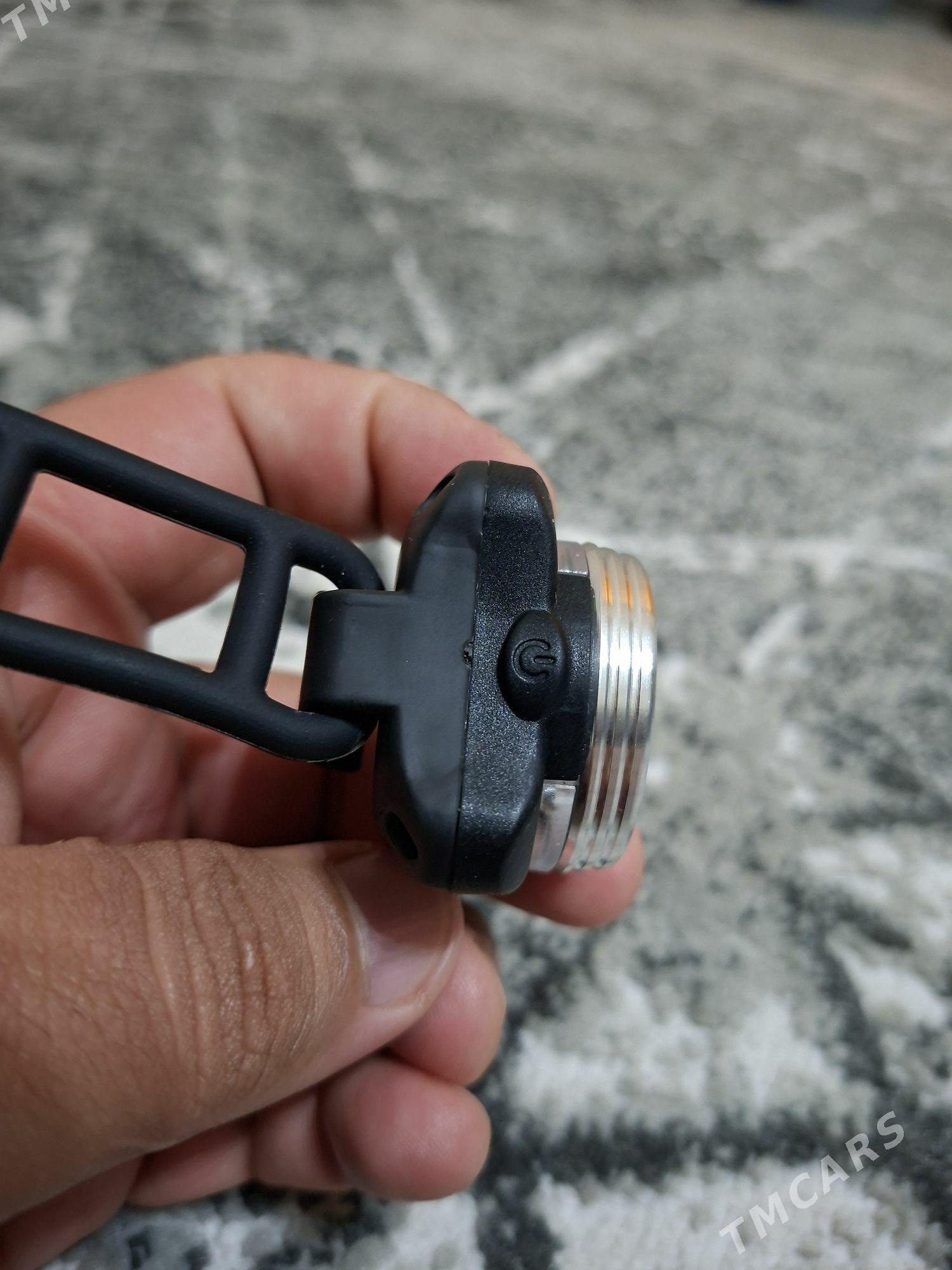 Itlere oseynige dakylyan fonar - Туркменабат - img 6