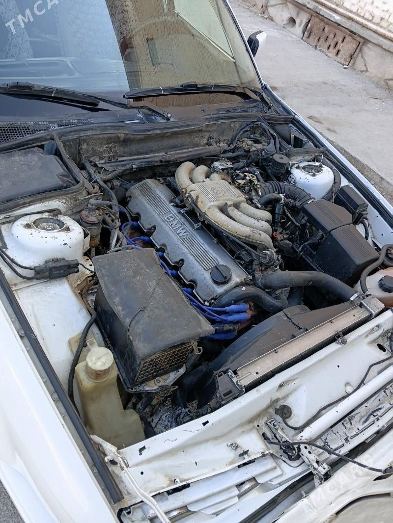 BMW E34 1989 - 45 000 TMT - Aşgabat - img 5