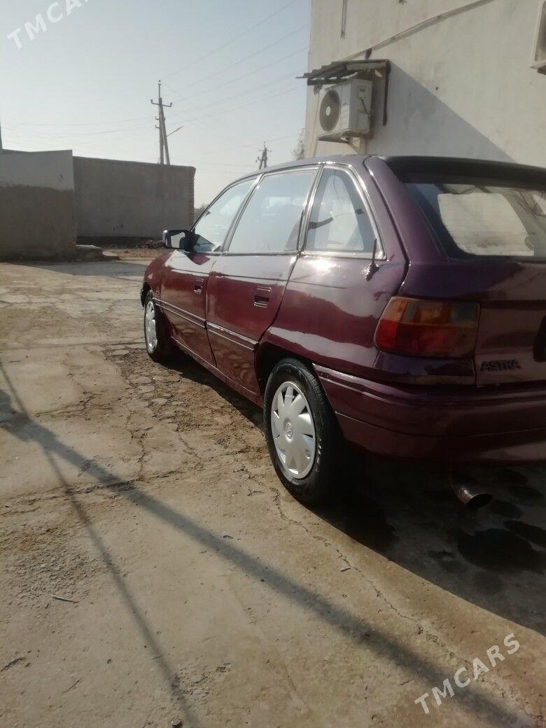 Opel Astra 1992 - 25 000 TMT - Çärjew - img 2
