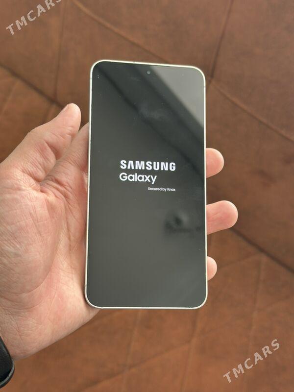 Samsung S24 - Mary - img 3