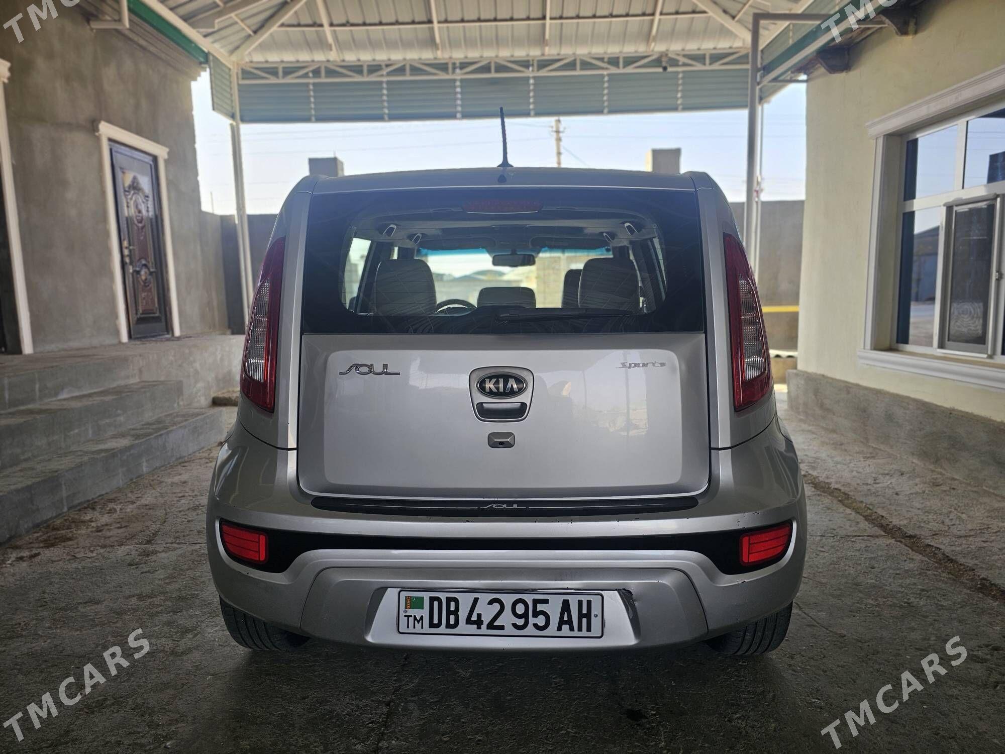 Kia Soul 2013 - 153 000 TMT - Ашхабад - img 4