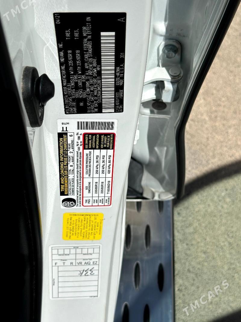 Toyota Highlander 2021 - 510 000 TMT - Aşgabat - img 10