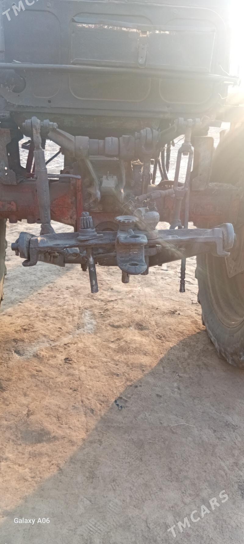 MTZ T-28 1992 - 40 000 TMT - етр. Туркменбаши - img 4