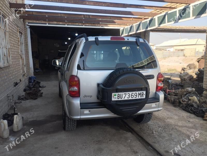 Jeep Liberty 2004 - 140 000 TMT - Мары - img 2