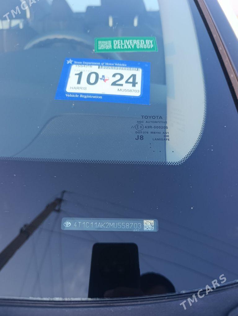 Toyota Camry 2022 - 350 000 TMT - Бахарден - img 3