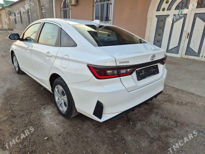 Toyota Yaris 2020 - 260 000 TMT - Dänew - img 4