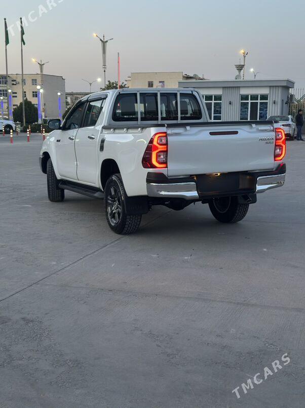 Toyota Hilux 2025 - 676 200 TMT - Ашхабад - img 3