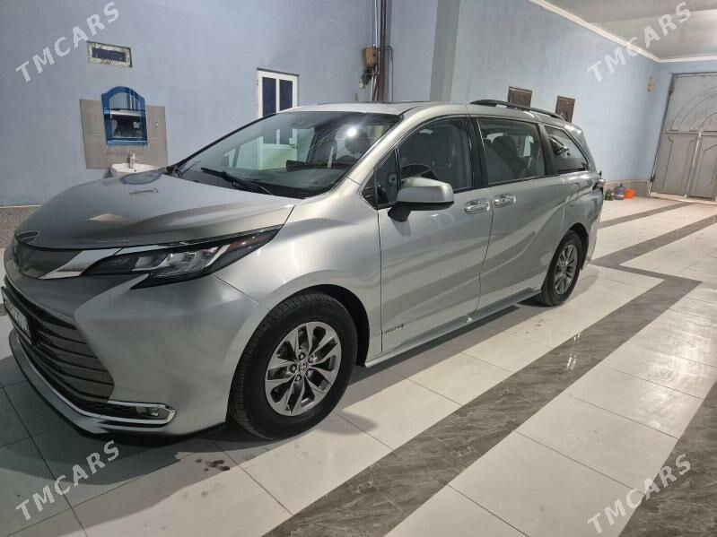 Toyota Sienna 2021 - 480 000 TMT - Дянев - img 3