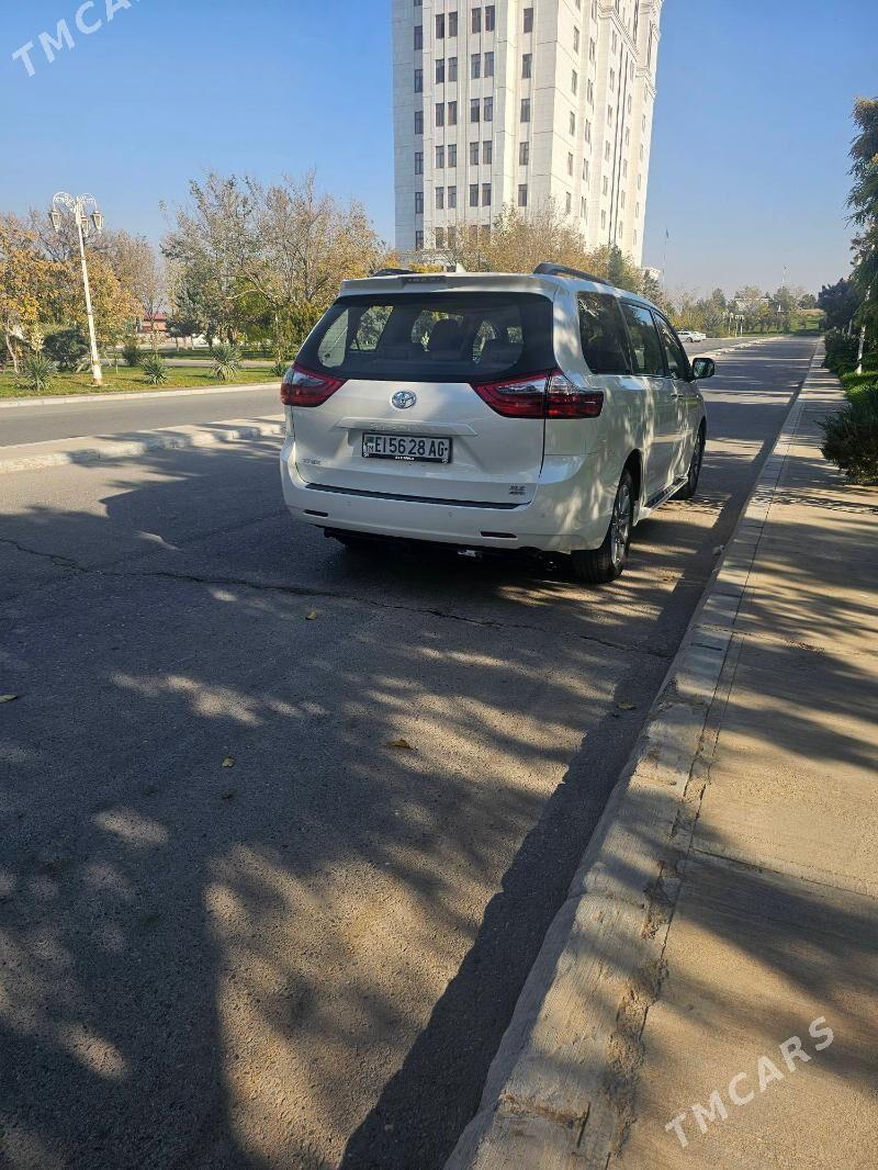 Toyota Sienna 2020 - 700 000 TMT - Ашхабад - img 2