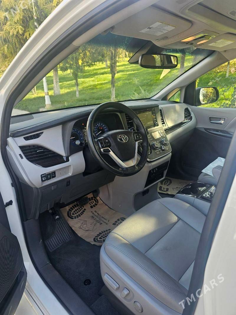 Toyota Sienna 2020 - 700 000 TMT - Ашхабад - img 4