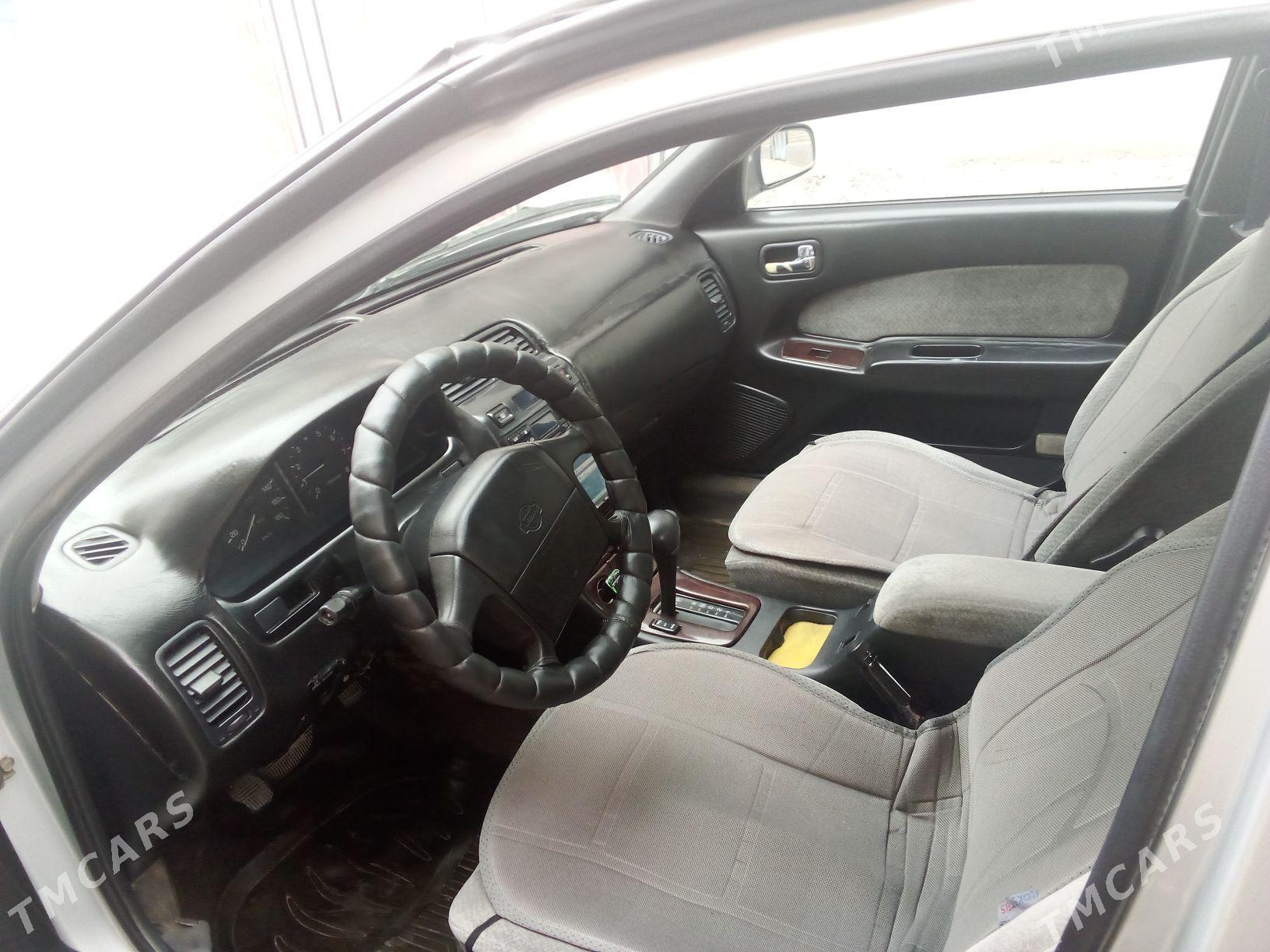 Nissan Cefiro 1995 - 45 000 TMT - Фарап - img 4