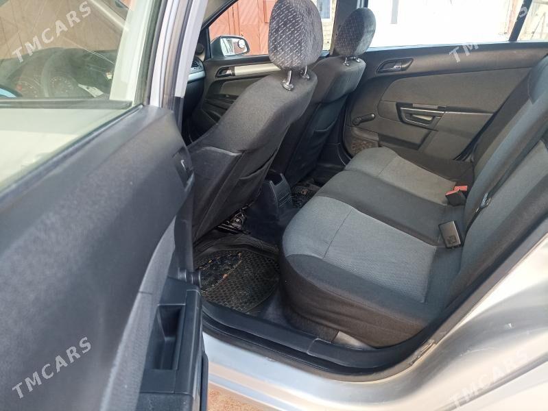 Opel Astra 2005 - 100 000 TMT - Daşoguz - img 6