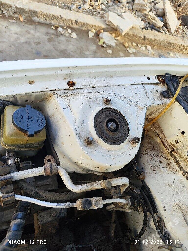 Toyota Corolla 1994 - 75 000 TMT - Кёнеургенч - img 5