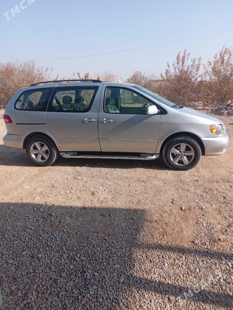 Toyota Sienna 2002 - 170 000 TMT - Теджен - img 5