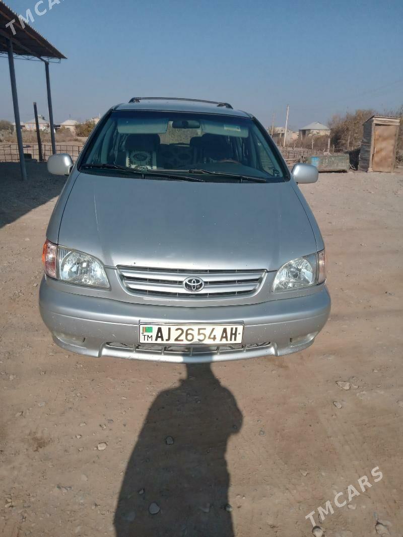 Toyota Sienna 2002 - 170 000 TMT - Теджен - img 3