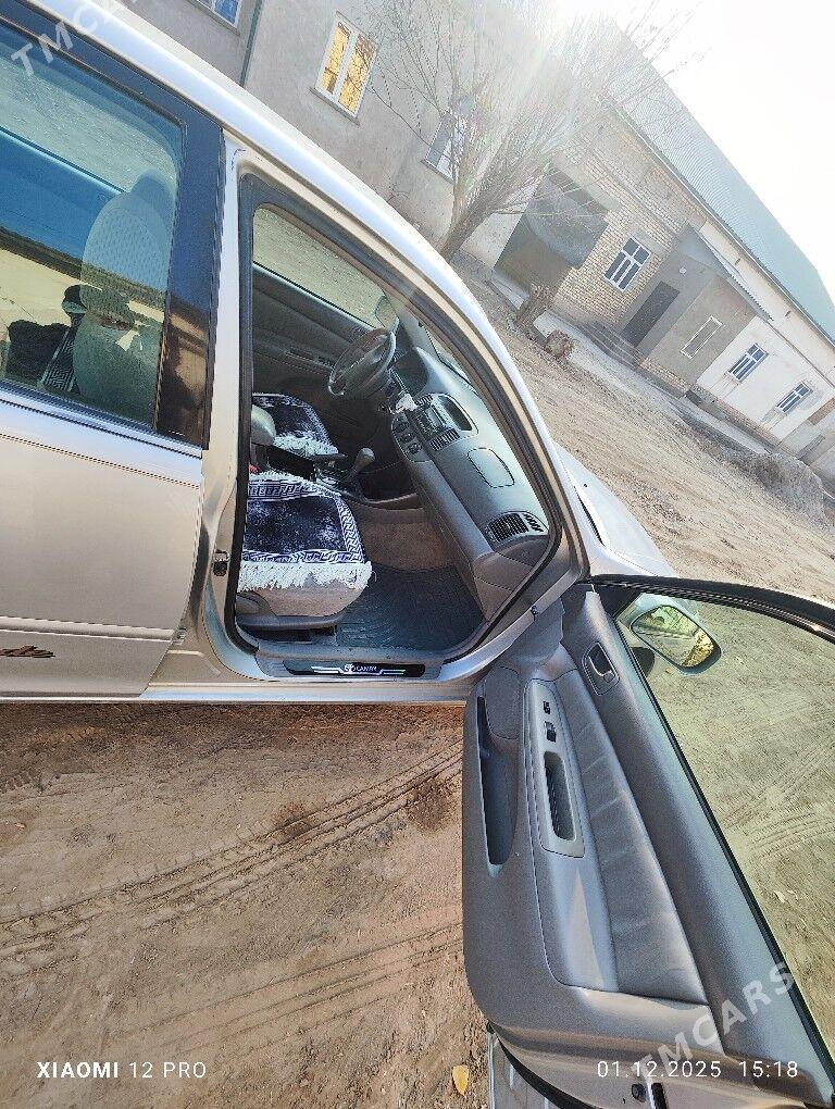 Toyota Camry 2002 - 180 000 TMT - Кёнеургенч - img 6