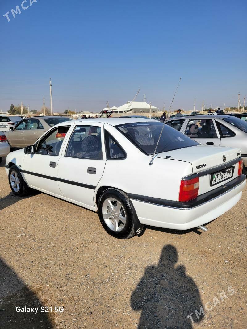 Opel Vectra 1993 - 45 000 TMT - Векильбазар - img 3